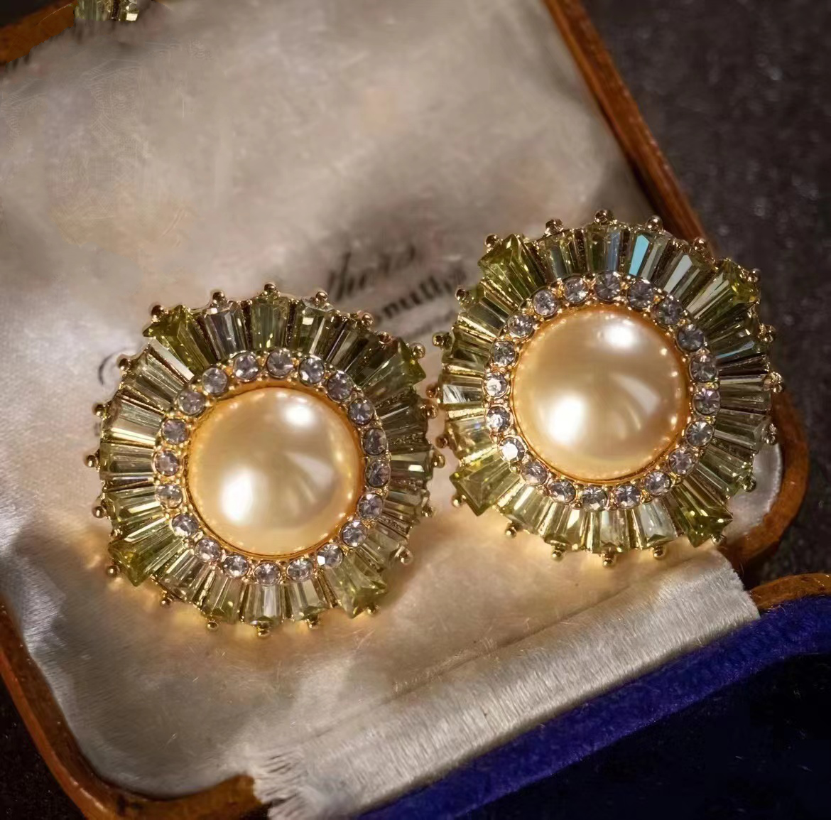 Paris night vintage earrings